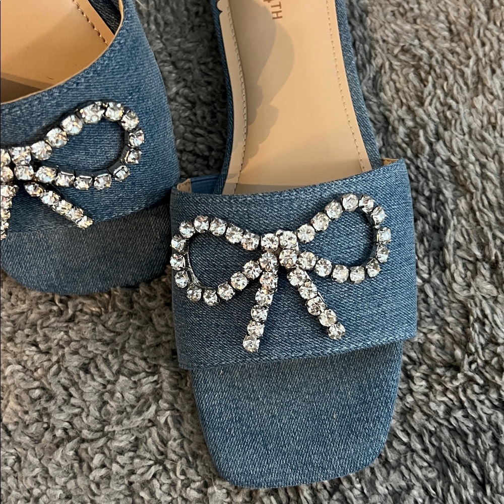 🎀 Flats 🎀 - Picture 2 of 3